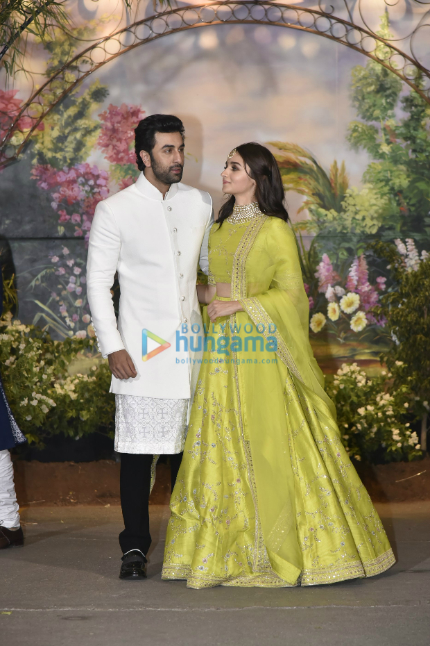 Adding fuel to dating rumours, Ranbir Kapoor and Alia Bhatt came together for Sonam Kapoor and Anand Ahuja's reception