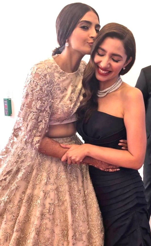 Cannes 2018: Sonam Kapoor and Mahira Khan show some love to each other