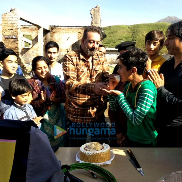 here’s how sanjay dutt celebrated a kid’s birthday on the sets of torbaaz [see pics]