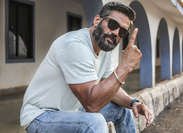 Suniel Shetty goes back to his roots as he makes Kannada DEBUT