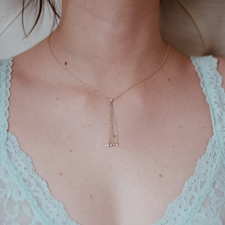 29 delicate necklaces now that we can show some skin again