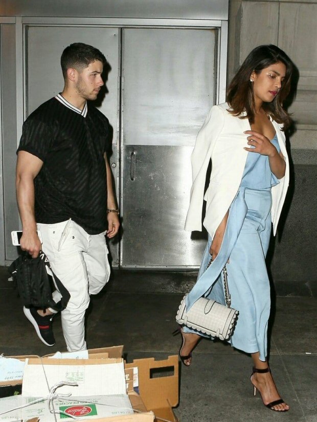 after attending family wedding, nick jonas and priyanka chopra make it a date night in new york