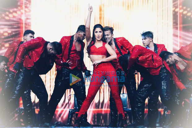 salman khan and katrina kaif enthrall with a ‘mashallah’ performance at da-bangg tour in atlanta