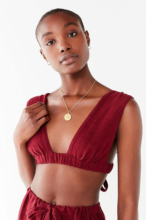 it’s a bra! it’s a top! it’s your new summer essential