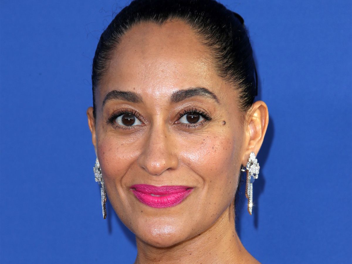 tracee ellis ross explains why red carpets are no longer secretive after #metoo