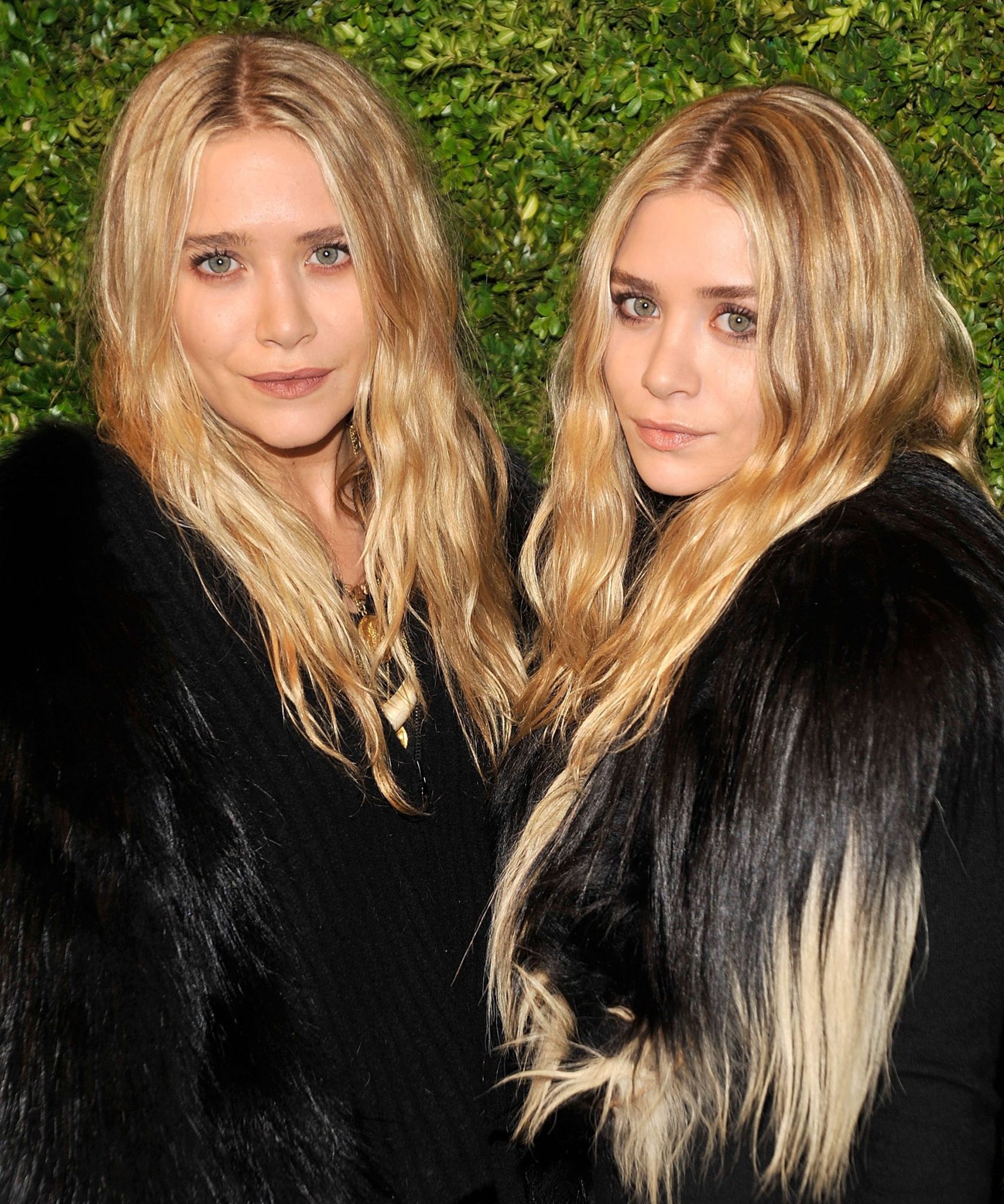 the 6 beauty trends mary-kate & ashley olsen never stray from