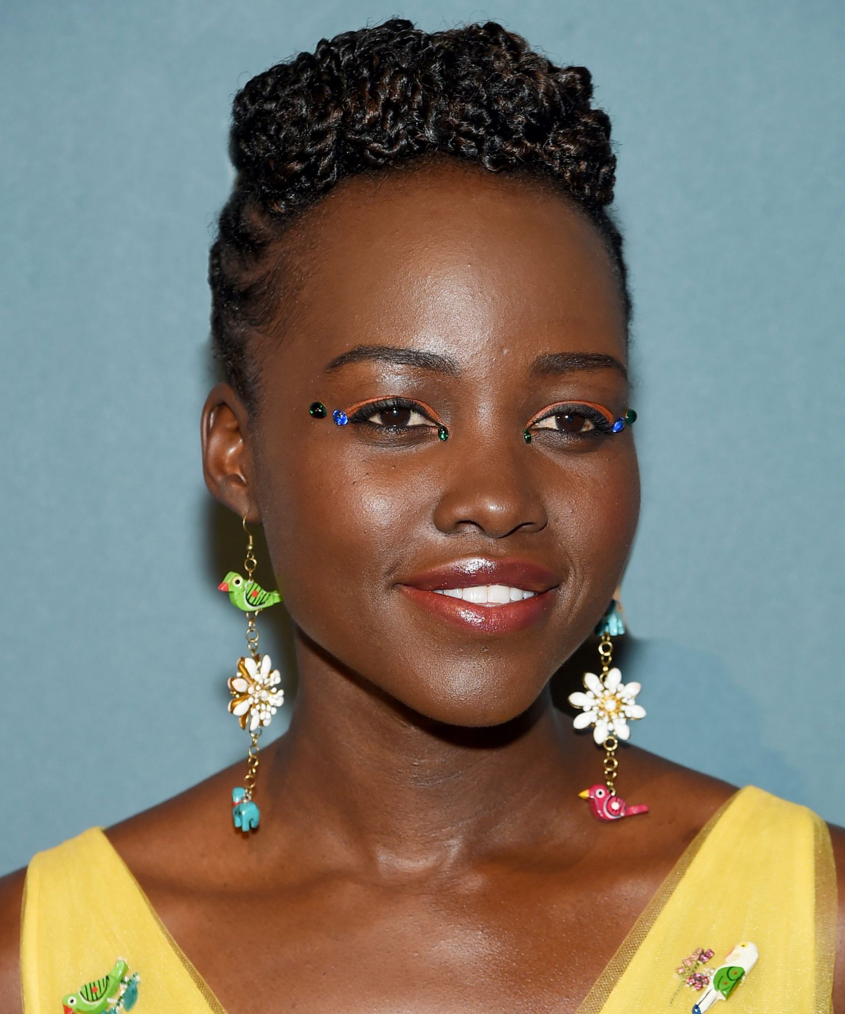 this is how lupita nyong’o’s eye rhinestones stay on all night