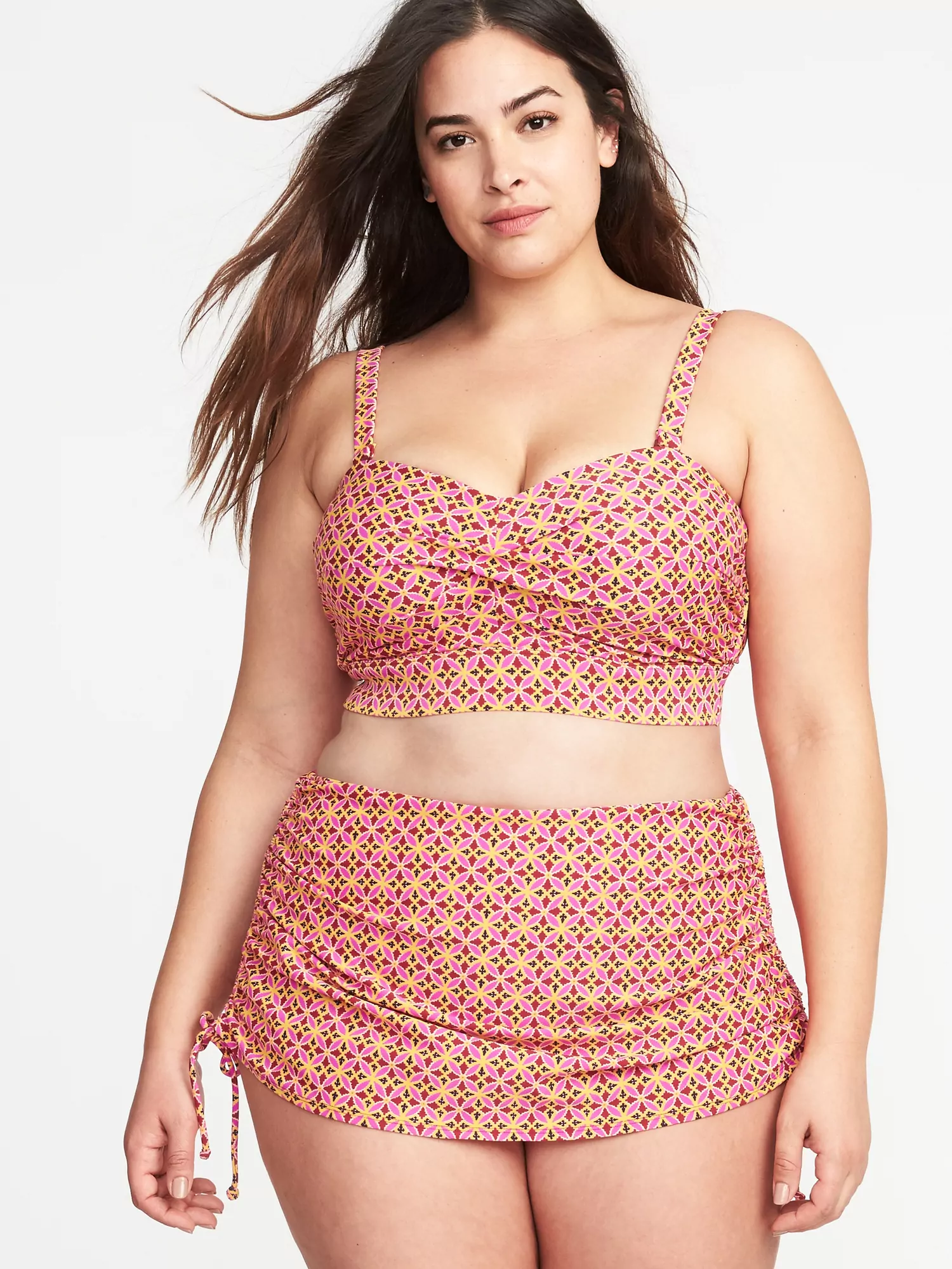 6 swimsuit trends made for plus-size women