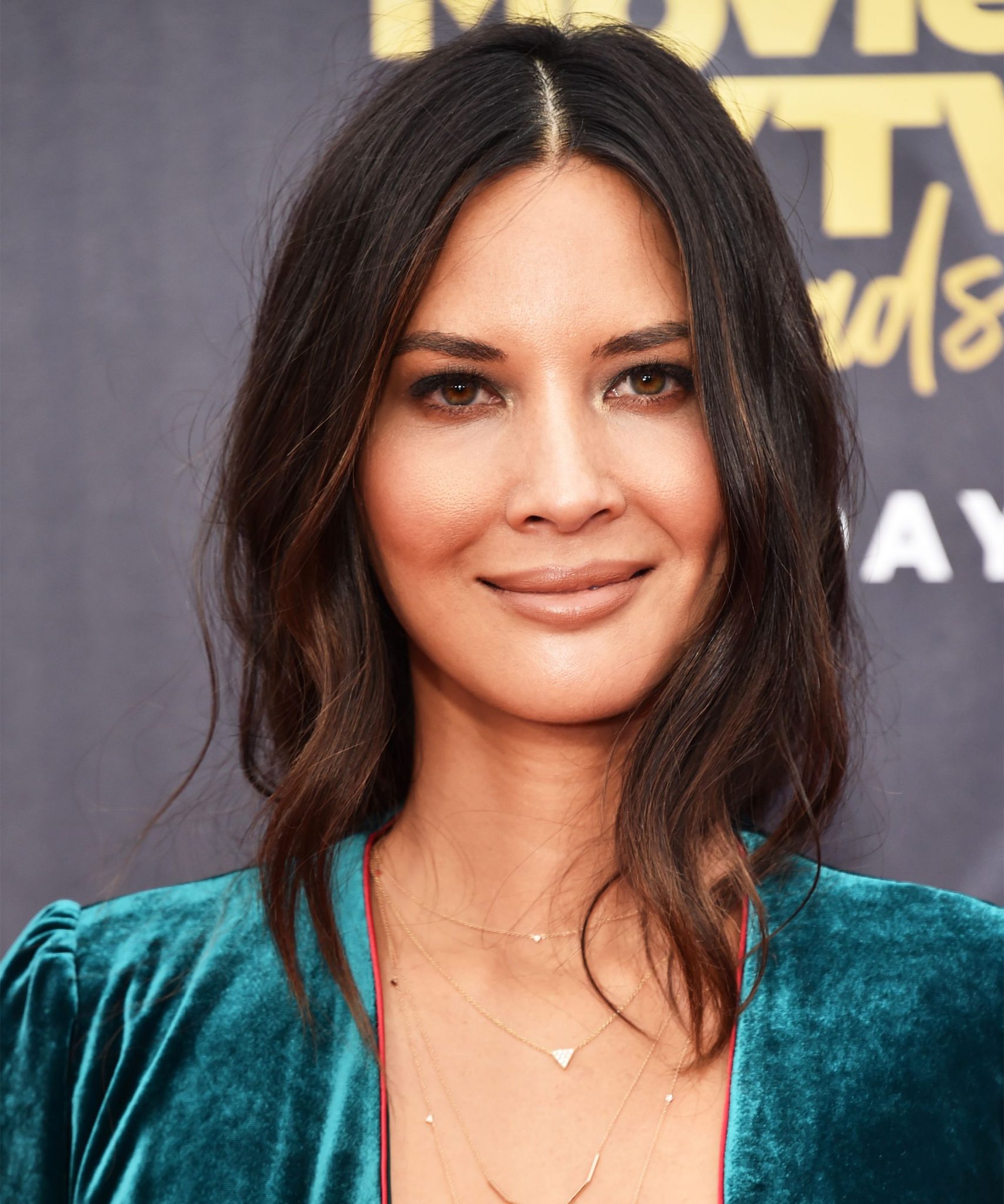 the best beauty looks from the mtv awards cost less than $15