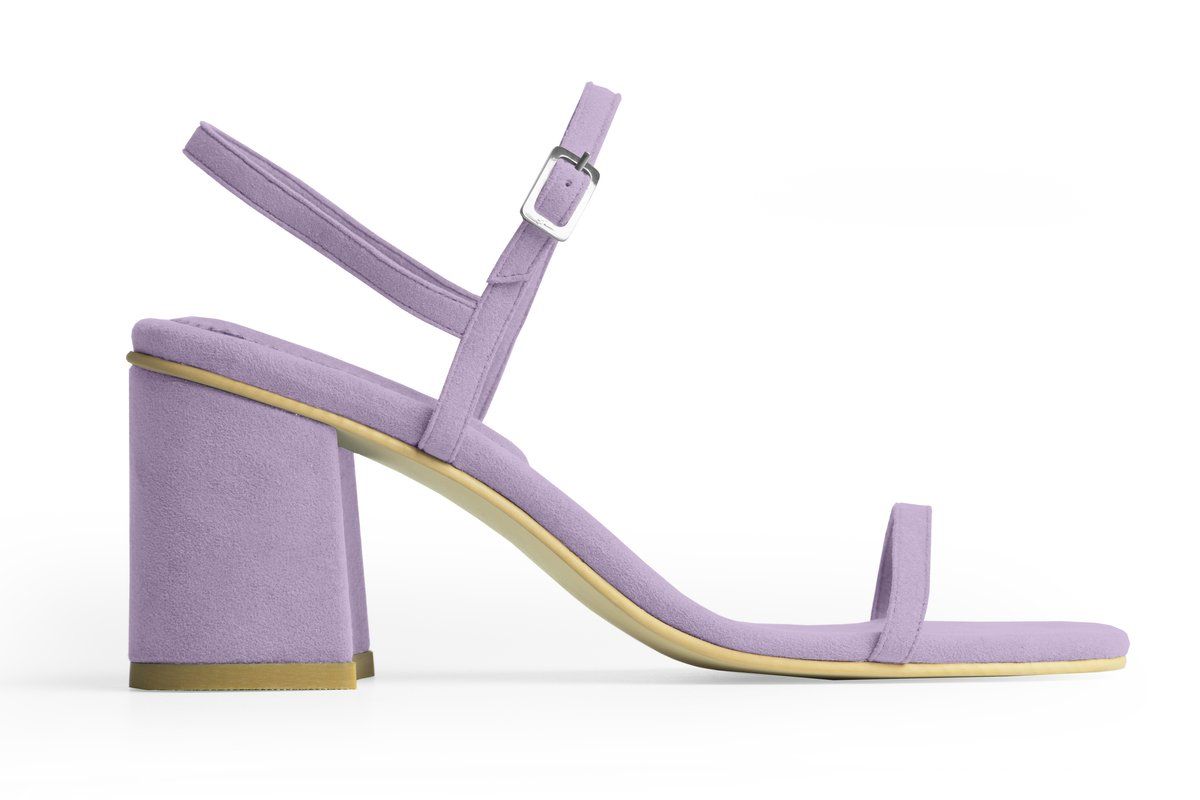 square toe sandals might be our favorite ’90s-inspired trend yet