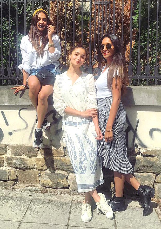 Bramhastra diaries: Alia Bhatt is all SUNSHINE and SMILES as she poses with her BFFs in Bulgaria (see pics)