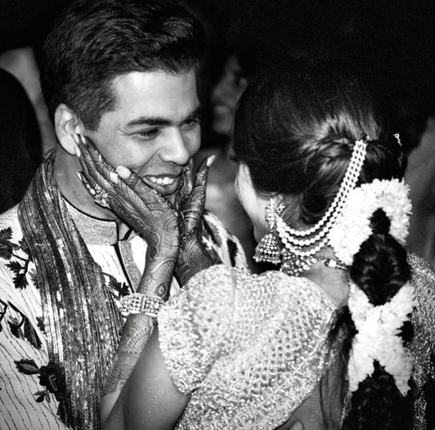 Here are some of the UNSEEN MOMENTS of Shah Rukh Khan, Salman Khan, Varun Dhawan and others from Sonam Kapoor - Anand Ahuja's wedding