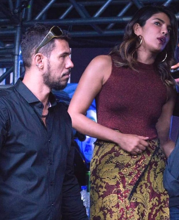 Priyanka Chopra gives a sweet shoutout to rumoured beau Nick Jonas during his Villamix performance in Brazil