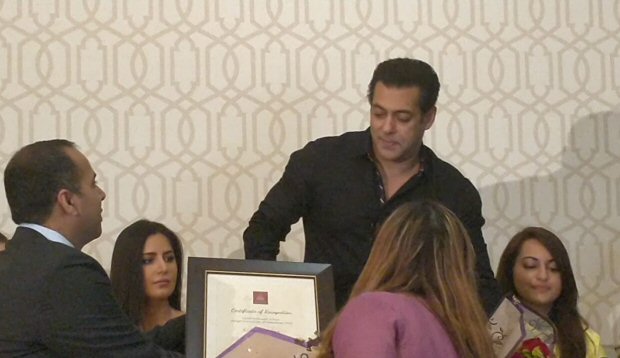 salman khan felicitated as global ambassador for peace in washington dc