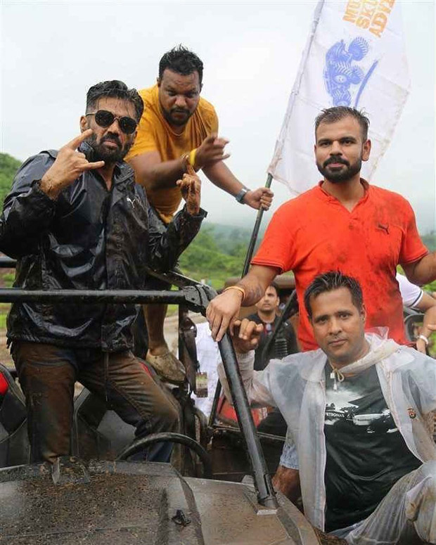 Suniel Shetty gets into action mode as he launches Mudskull Adventure