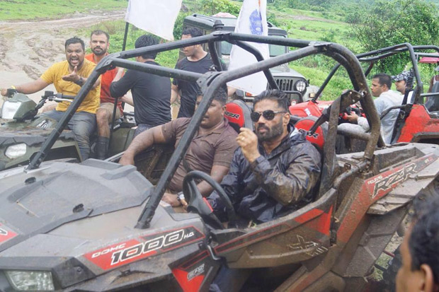 Suniel Shetty gets into action mode as he launches Mudskull Adventure