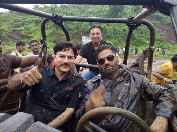 Suniel Shetty gets into action mode as he launches Mudskull Adventure