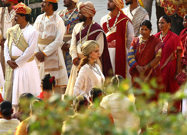 Teaser of Kangana Ranaut starrer Manikarnika – The Queen of Jhansi and Akshay Kumar starrer Gold will be an Independence Day treat to fans! 