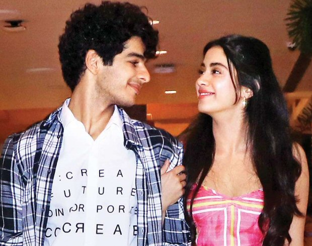 WATCH: Janhvi Kapoor and Ishaan Khatter relish on Gol Gappe while promoting Dhadak in Delhi