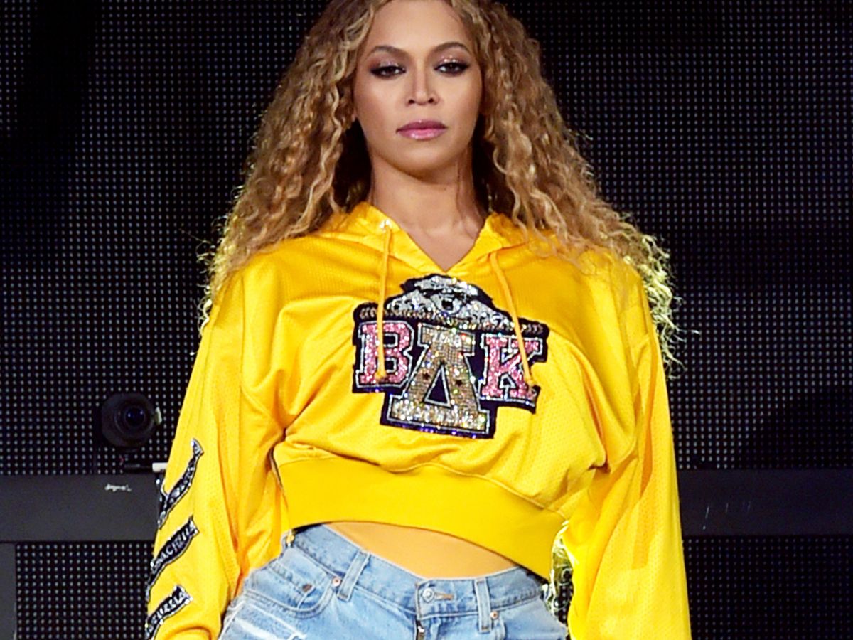 beyoncé is teaming up with balmain & 100% of proceeds go to charity