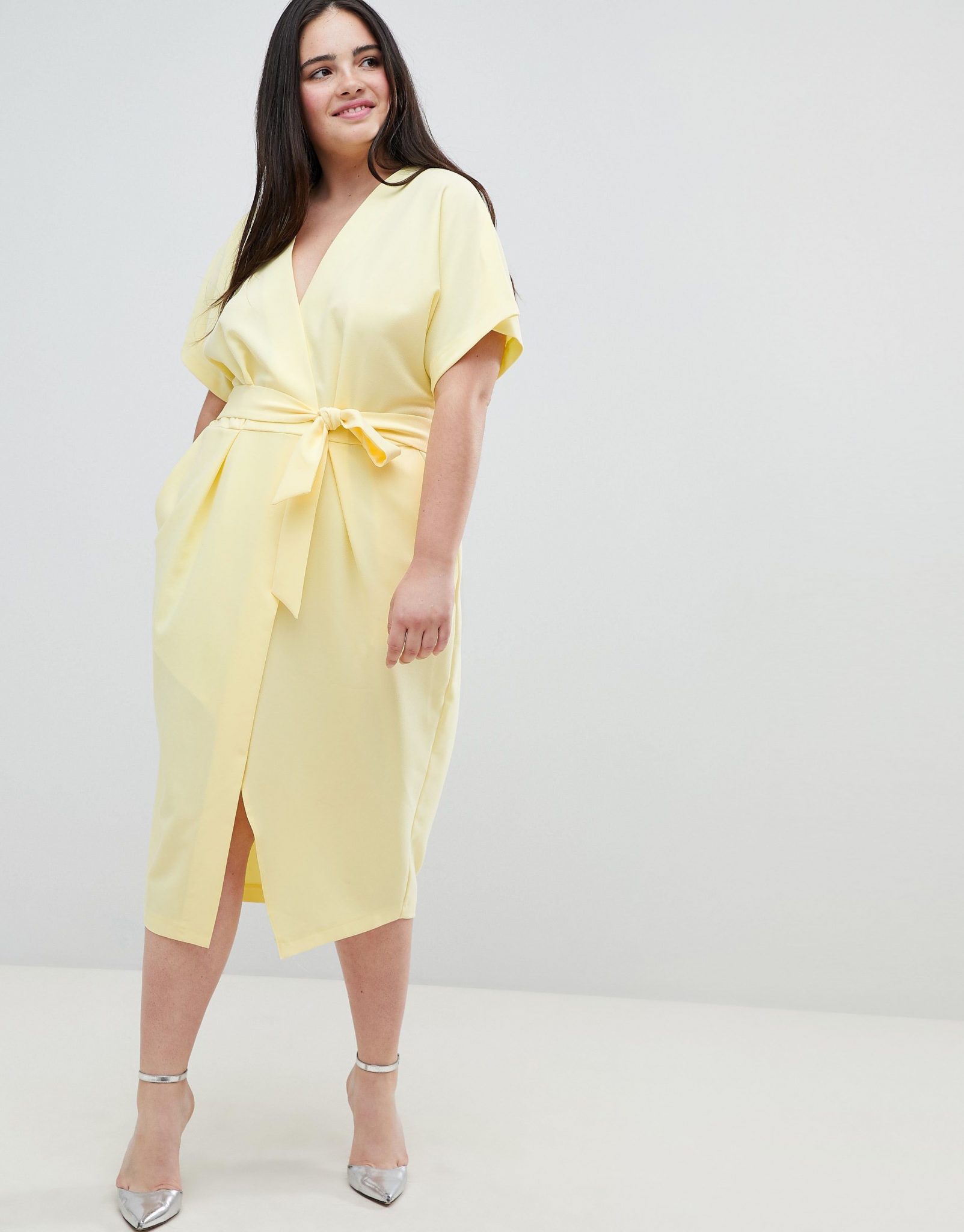 asos curve’s new arrivals are heating things up for summer