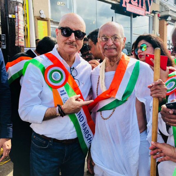 Anupam Kher hoists India’s National flag at United Nations Headquarters in New York!