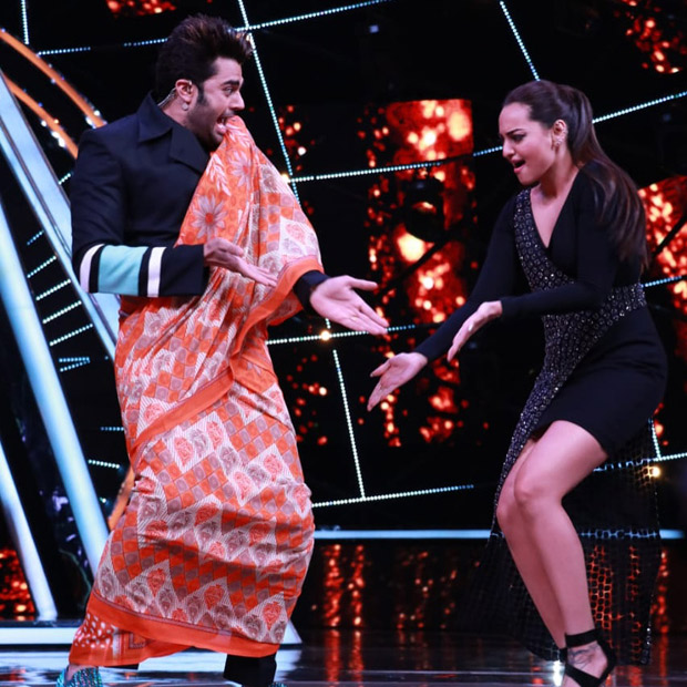 host manish paul dons saree for sonakshi sinha on the sets of indian idol