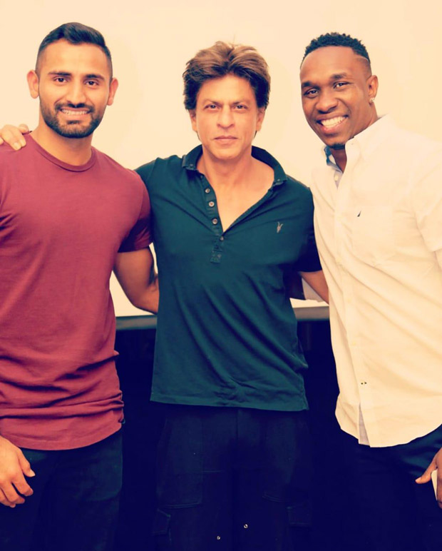 shah rukh khan lands in trinidad & tobago to support trinbago knight riders in cpl 2018