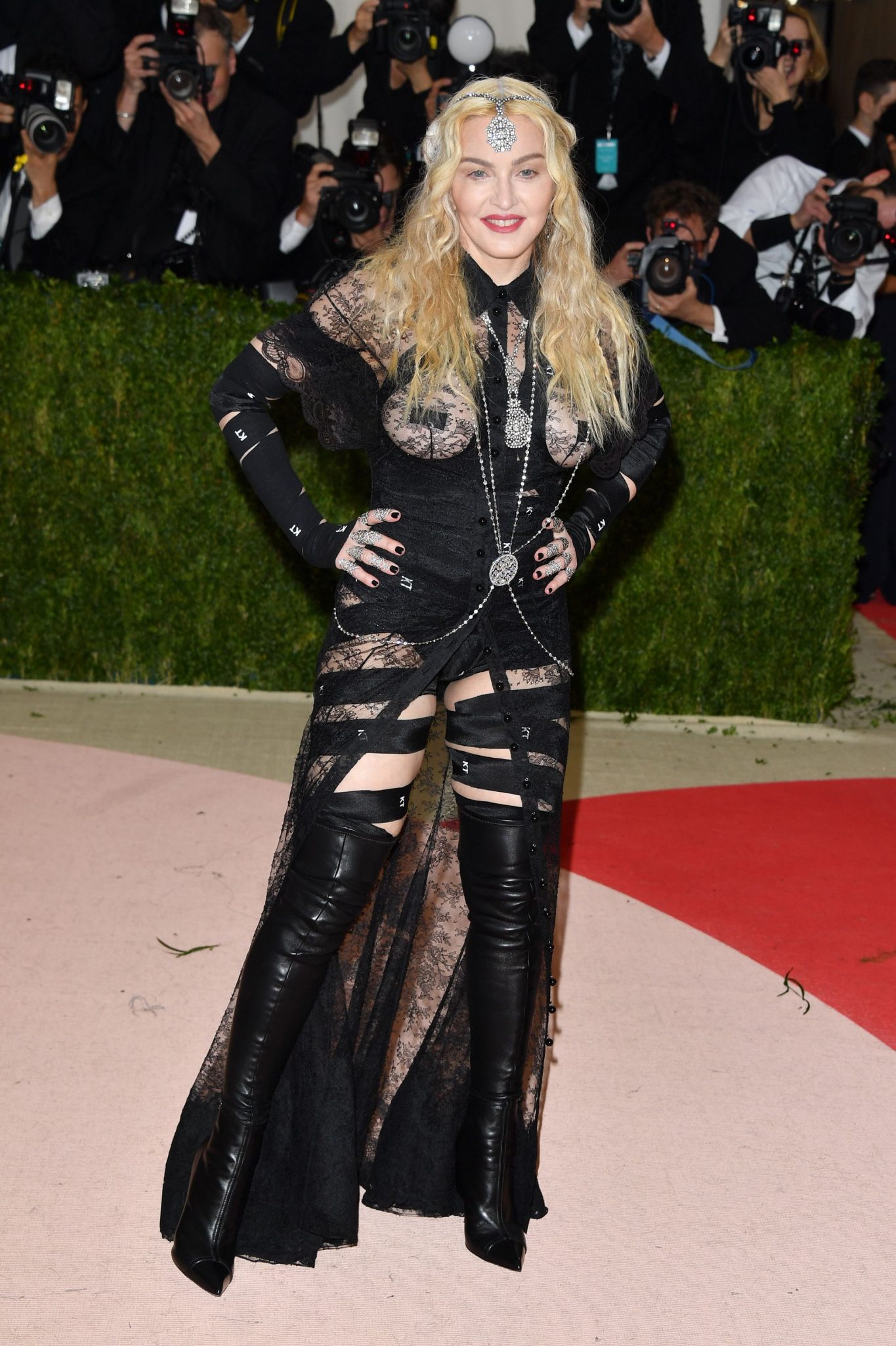 breaking down madonna’s red carpet power pose