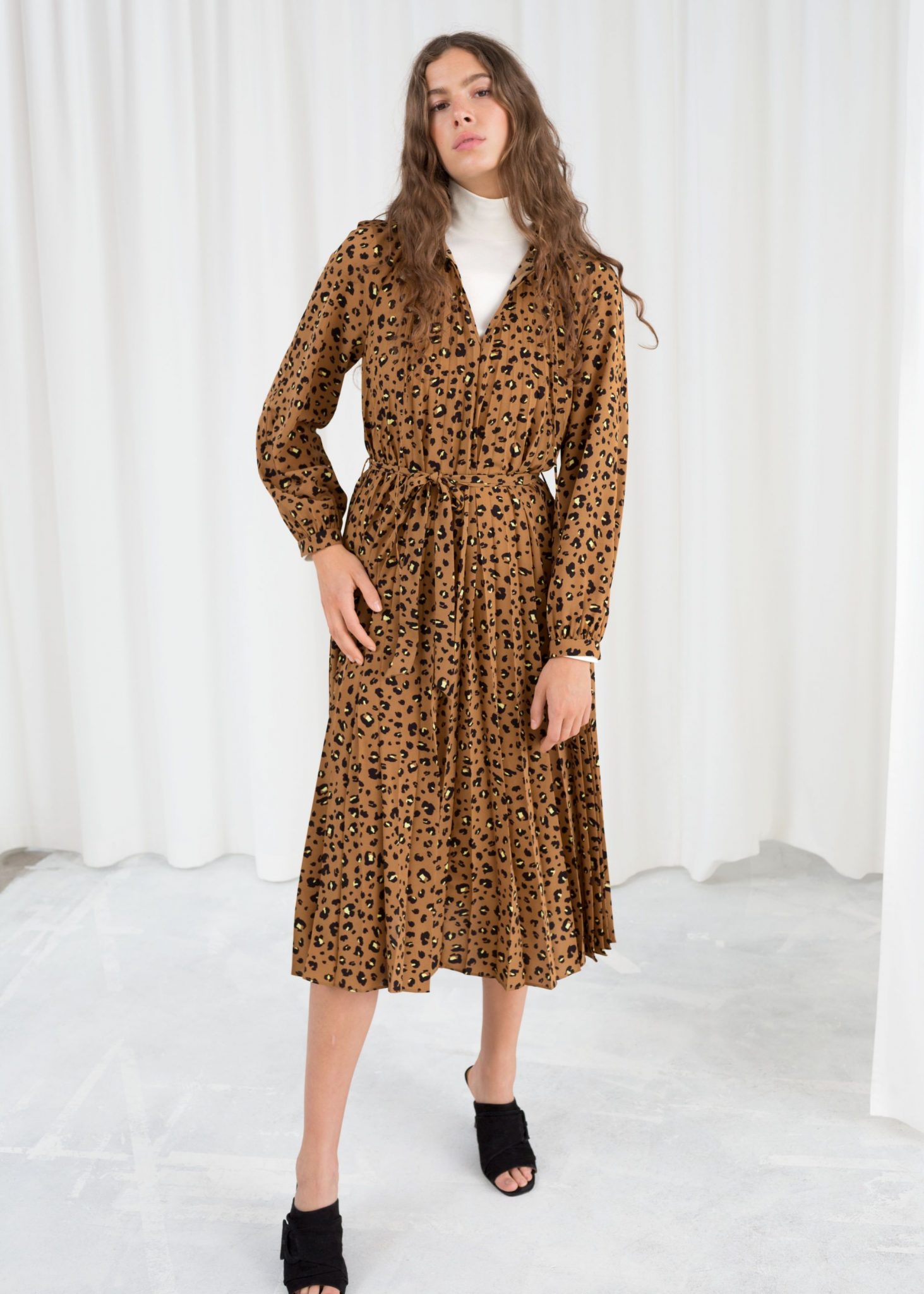 it’s not too late to grab these fall-flexible summer dresses