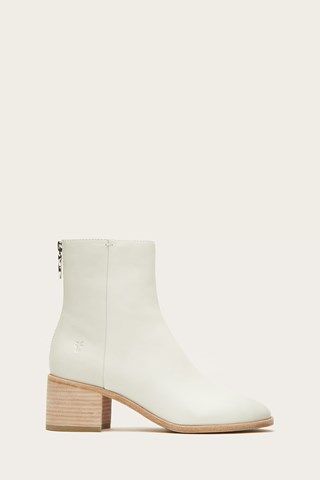 30 white boots that’ll stand out in a sea of black ones