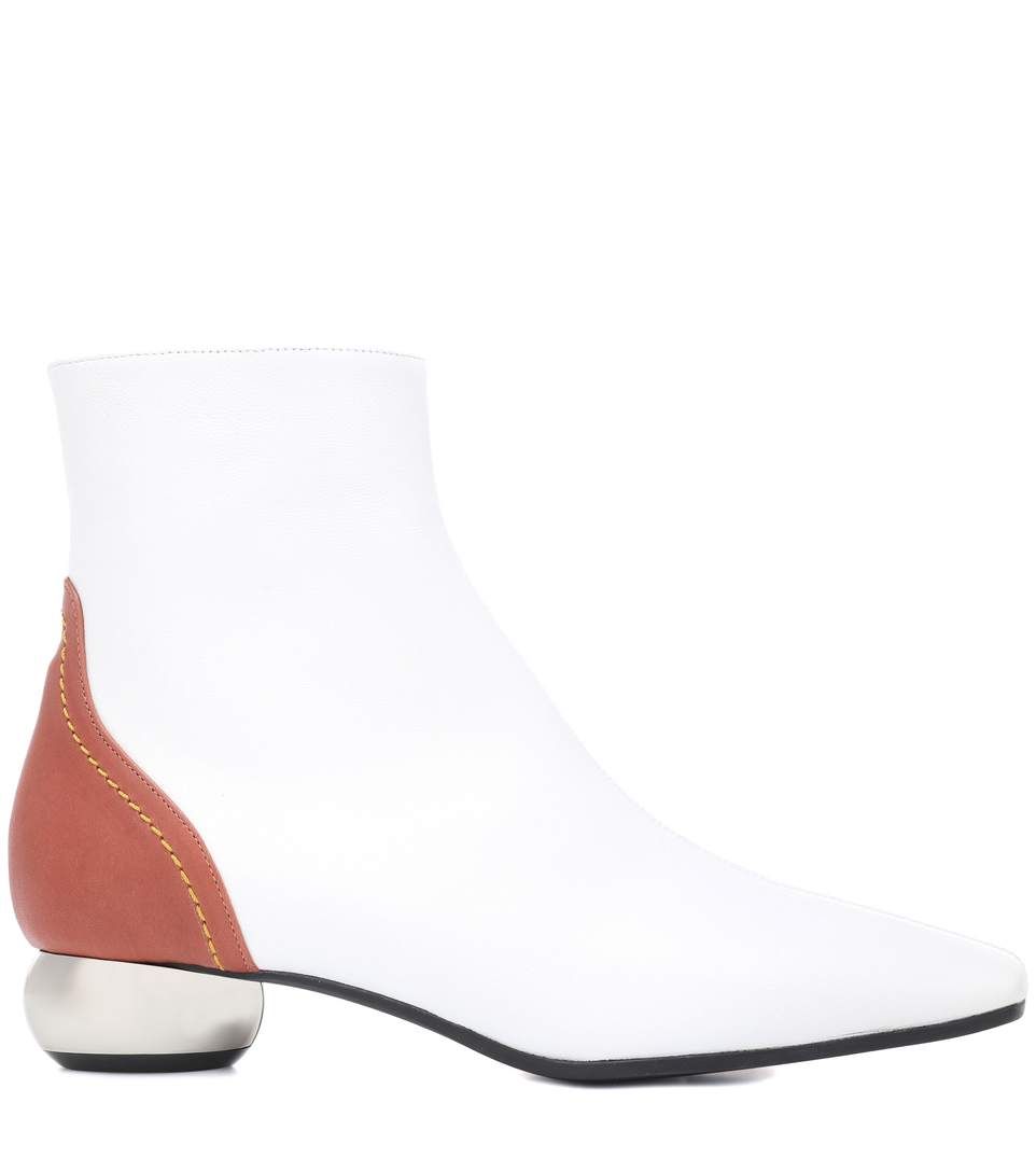 30 white boots that’ll stand out in a sea of black ones