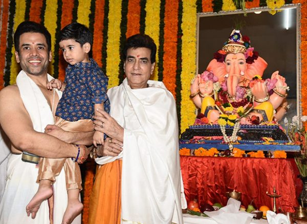 Jeetendra, son Tusshar Kapoor and grandson Laksshya –Three generations of the Kapoor family celebrate Ganesh Chaturthi together