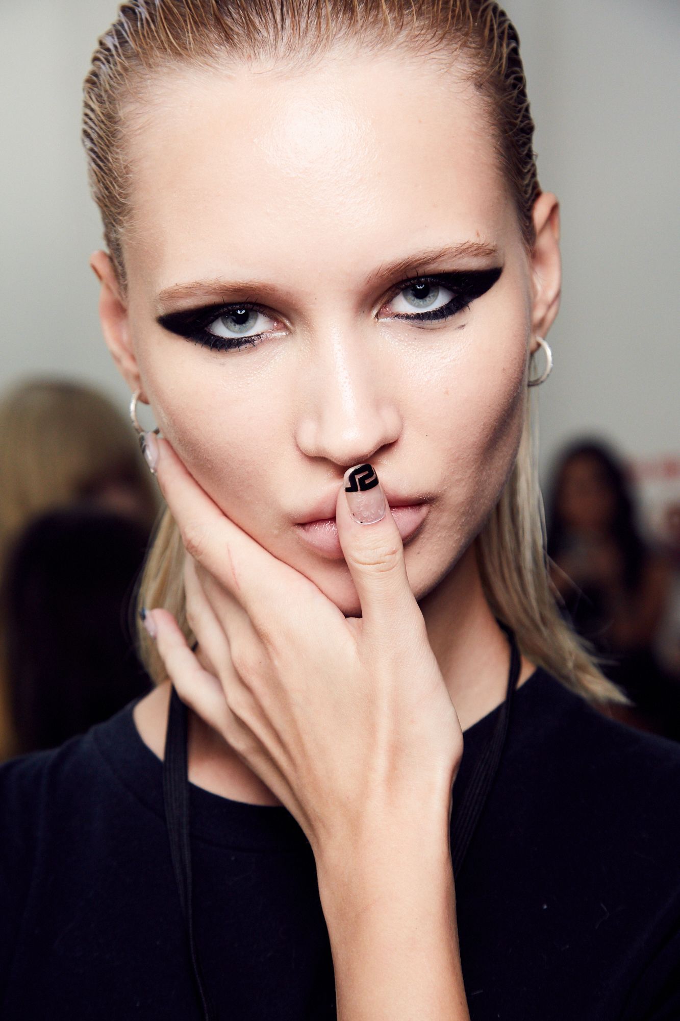 5 fall makeup trends that work on & off the runway