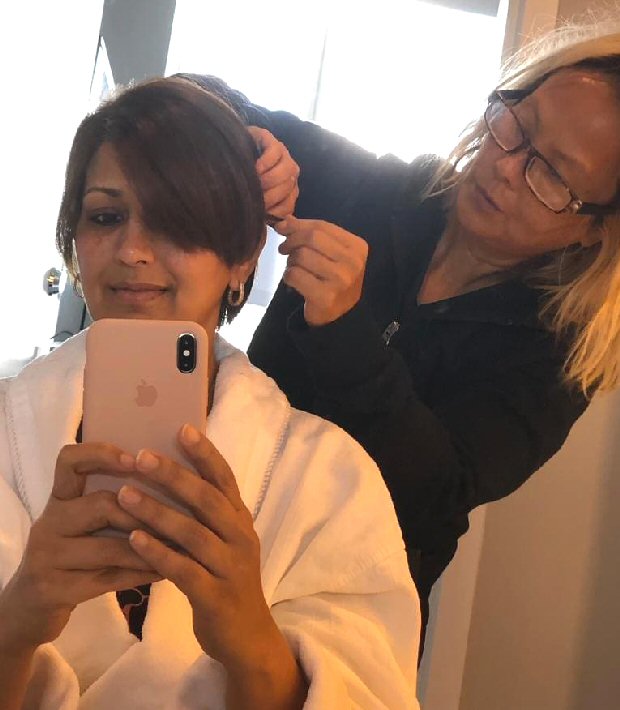 Amid cancer battle, Sonali Bendre flaunts new look with a bright smile in New York
