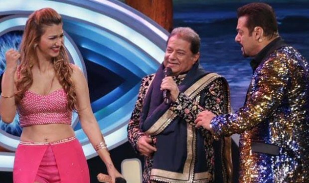 Bigg Boss 12: Anup Jalota DENIES being in a relationship with Jasleen Matharu after eviction