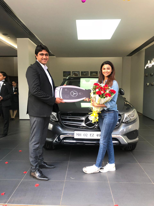 daisy shah gets her first swanky new car mercedes glc 220