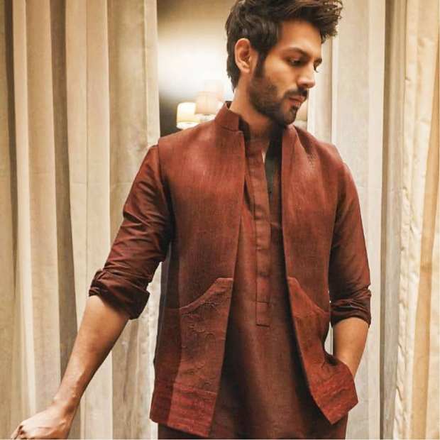 Kartik Aaryan for Navratri in Pune (3)