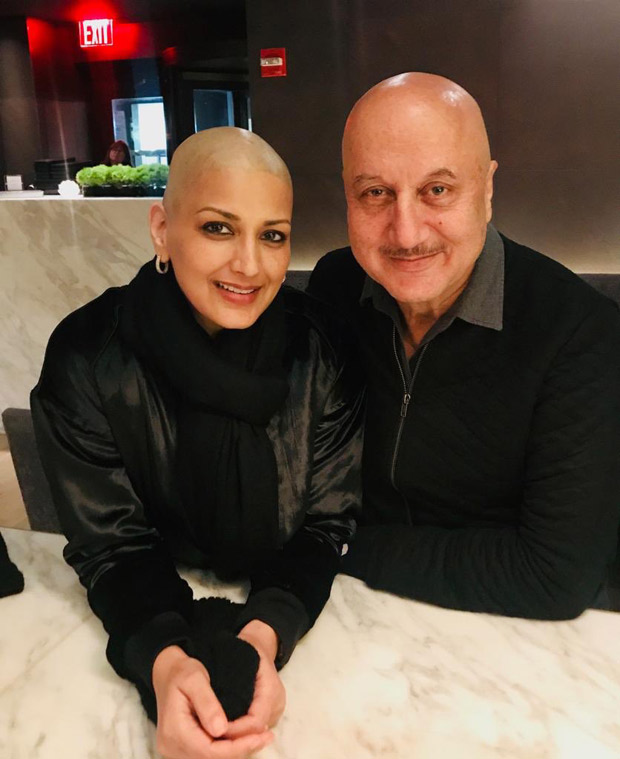 Priyanka Chopra, Rishi Kapoor, Anupam Kher and Neetu Kapoor meet Sonali Bendre in New York