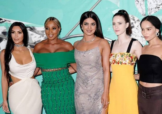 Priyanka Chopra shares a laugh with Kim Kardashian, Rachel Brosnahan, Zoe Kravitz & Mary J. Blige at Tiffany & Co.'s Blue Book Gala