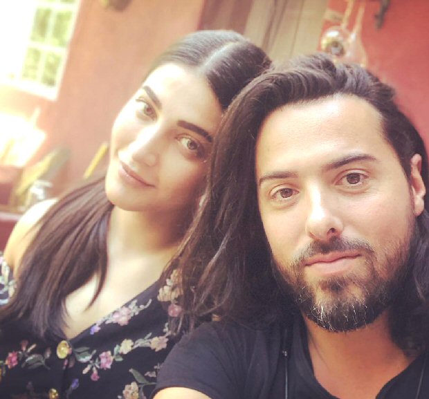 SPOTTED! Shruti Haasan with boyfriend Michael Corsale on a shopping date