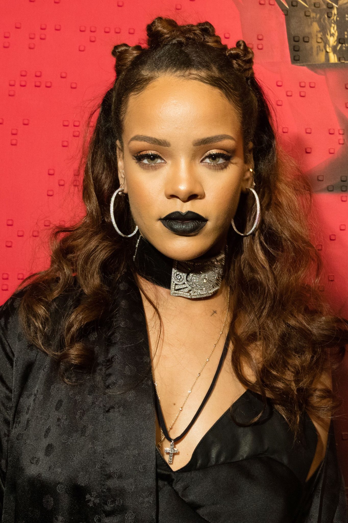 rihanna proof that black lipstick isn’t as scary as you think