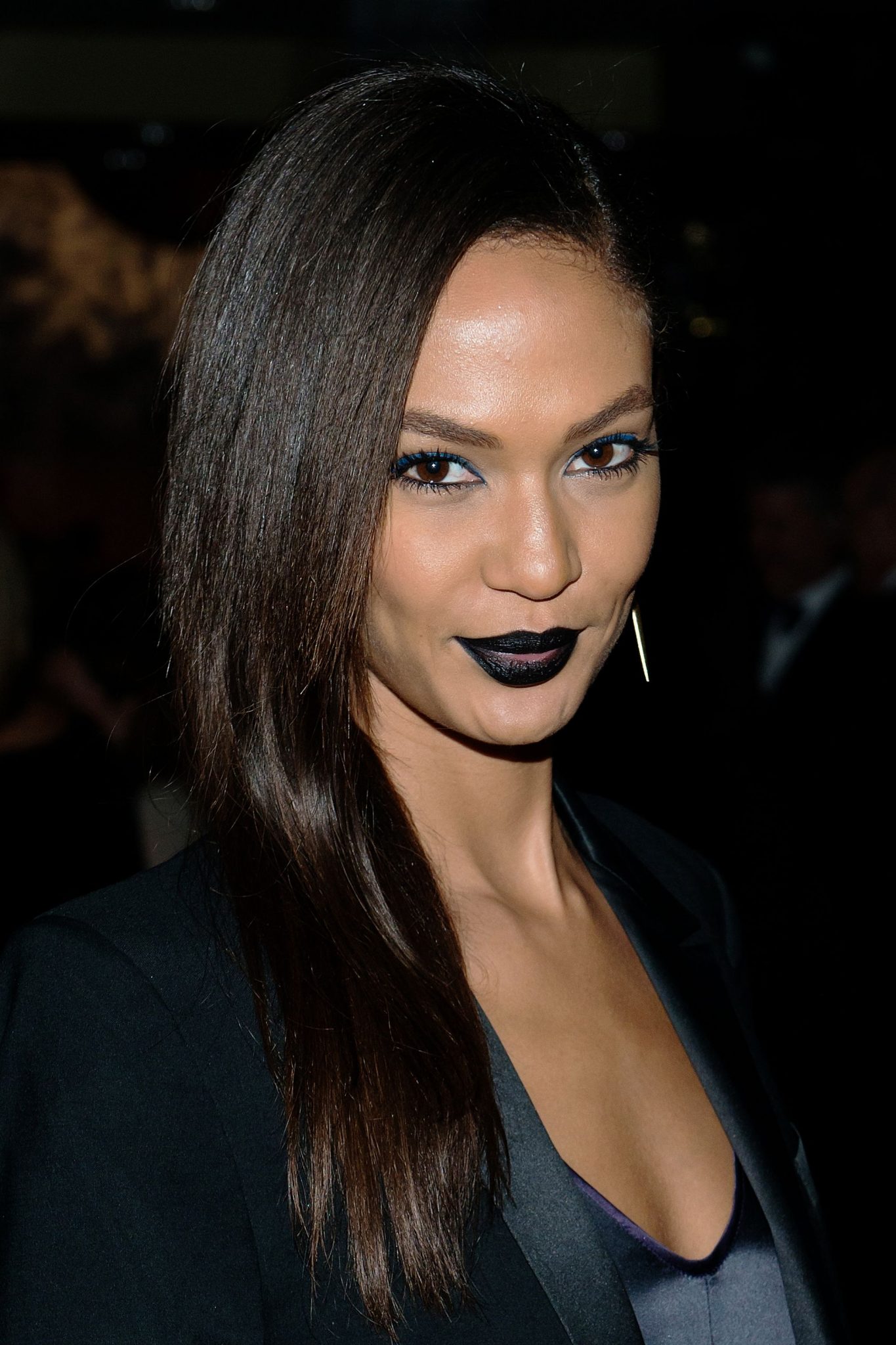 rihanna proof that black lipstick isn’t as scary as you think