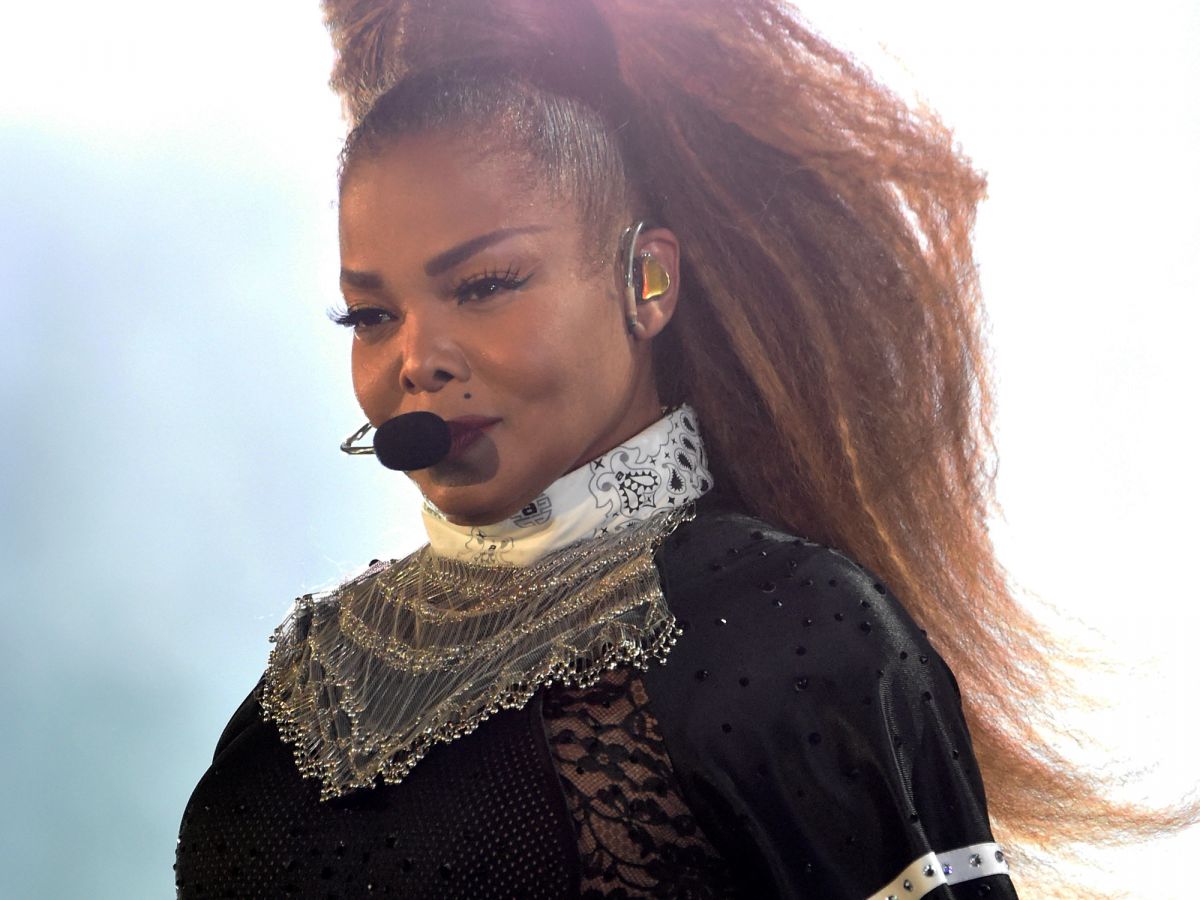 janet jackson condemned double standards she’s faced in her career: “i’m infuriated”
