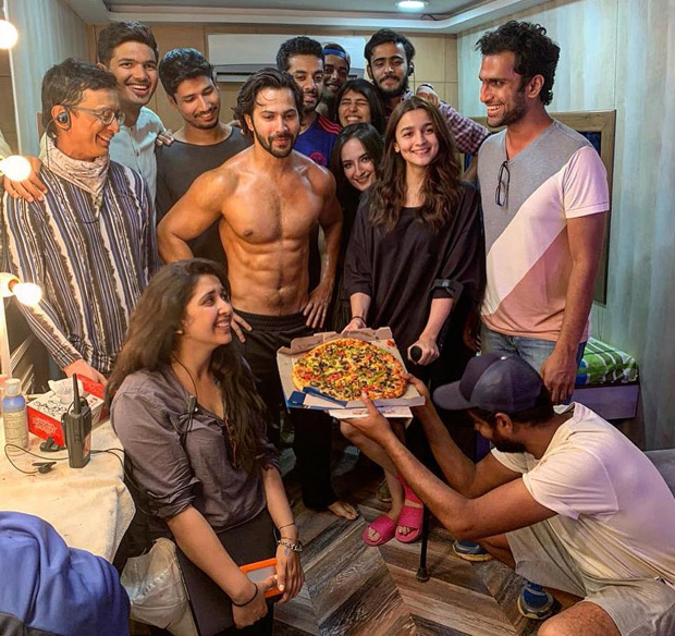 KALANK: Alia Bhatt and Varun Dhawan enjoy schedule wrap up with a pizza party