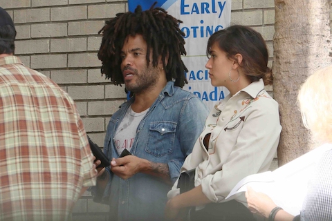 lenny kravitz: caught in the act (of voting!)
