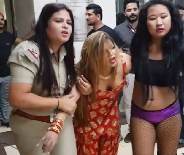 Shocking! Rakhi Sawant gets hit by a wrestler and admitted into a hospital (watch videos)