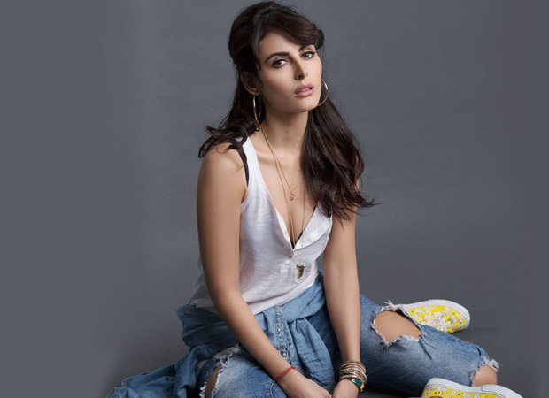 Whoa! Mandana Karimi kicks off her entrepreneurial venture, an eatery in Mumbai