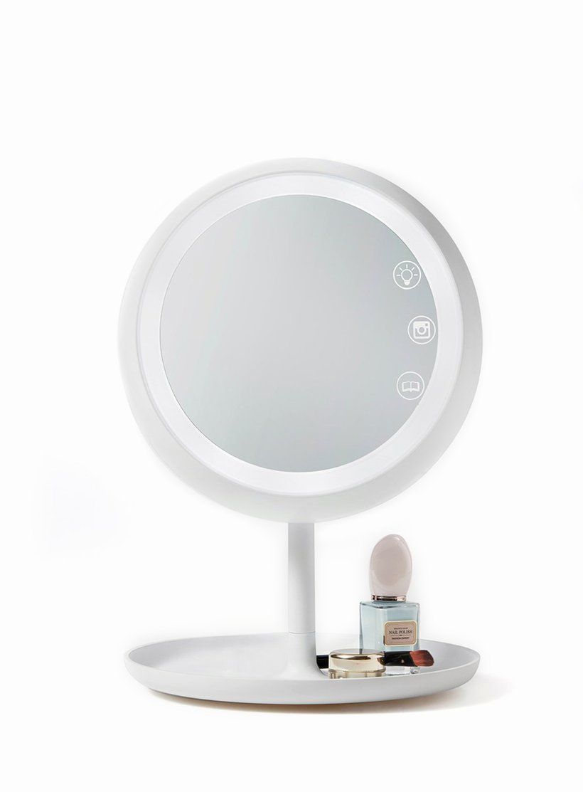 4 makeup mirrors that will satisfy every budget & vanity