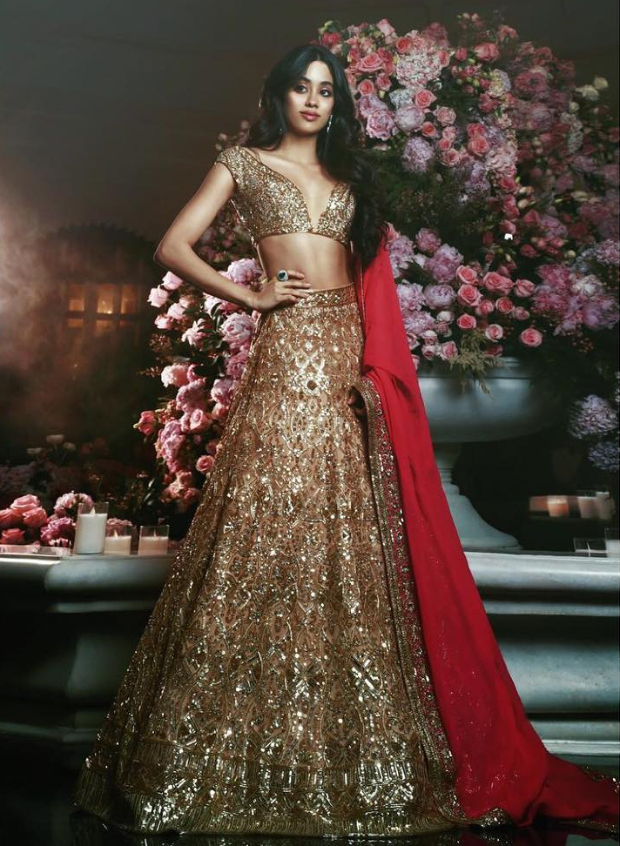 Janhvi Kapoor in Manish Malhotra Couture for Isha Ambani sangeet (2)